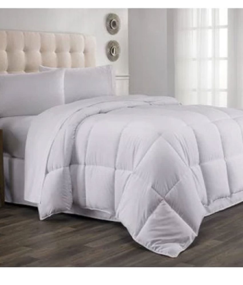 Pilota groasa de iarna, pentru pat dublu + 2 Perne 50/70cm + Lenjerie pentru pat dublu, 4 piese, Microfibra, diferite modele + Cadou Set 2 Prosoape BBC 100%