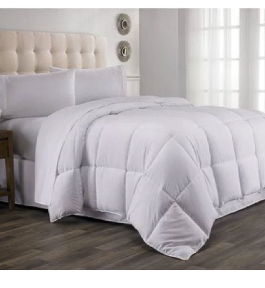 Pilota groasa de iarna, pentru pat dublu + 2 Perne 50/70cm + Lenjerie pentru pat dublu, 4 piese, Microfibra, diferite modele + Cadou Set 2 Prosoape BBC 100%