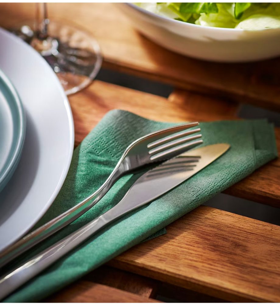 Tacamuri inox design nordic, Set 16 piese + uscator de vase pliabil, alb + Cadou Set 6 pahare din sticla