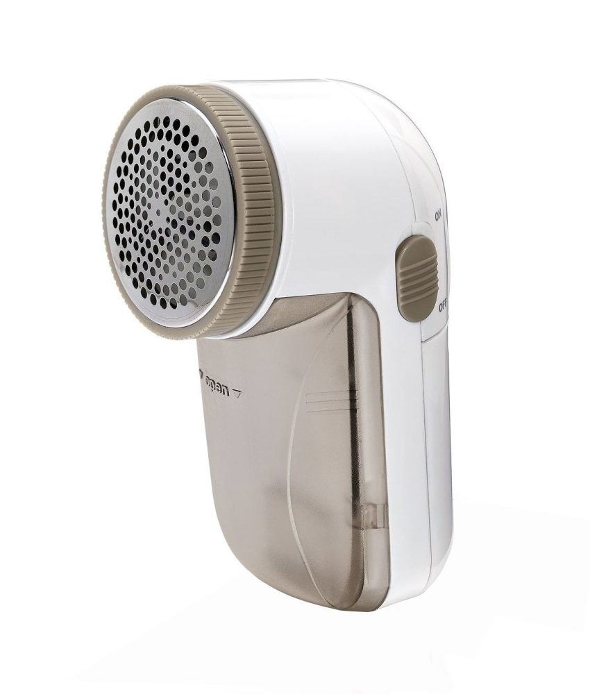 Aparat de curatat scame, cu baterii