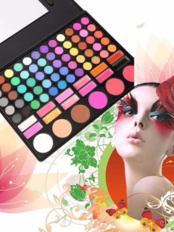 Colier Perle Cadou! Trusa Profesionala Farduri 78 de nuante superbe, glitter, mate si sidefate pentru un machiaj perfect!