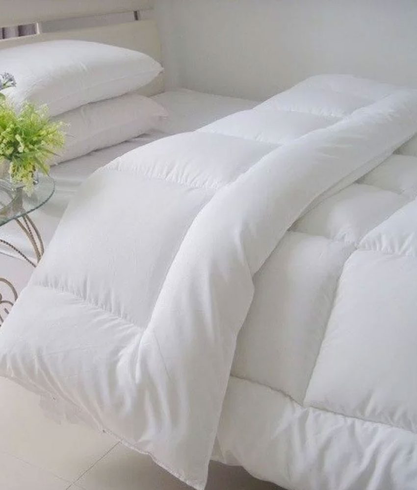 Pilotă matlasată ranforce -bumbac (200x220cm) + Set 2 Prosoape de baie cu Dantela, Dormy, 50x100cm, 70x140 cm, Bumbac 100%