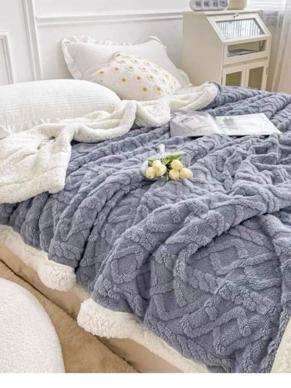 Patura dubla calduroasa si pufoasa cu blanita, 200/230cm, diferite culori