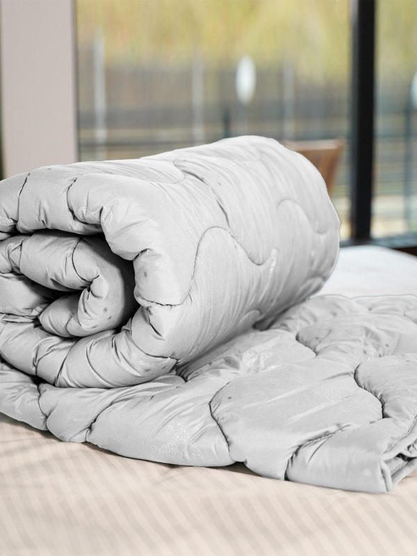 Pilota Lână de iarna, foarte calduroasa, 180X210 cm, Calitate Premium, disponibila in 3 culori