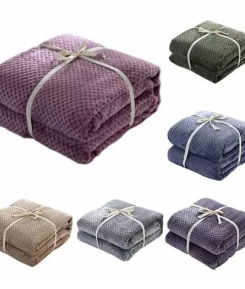 Patura groasa 200/230 cm, pentru pat dublu + Set 2 Prosoape de baie bumbac 100% + SUPER CADOU 1 Fier de calcat cu aburi Germania!