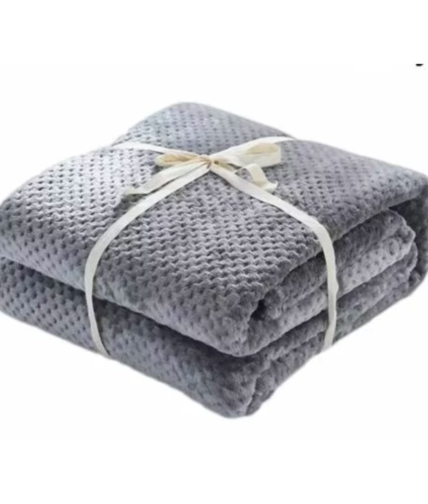 Patura Popcorn, 200×220 cm, pufoasa si calduroasa, diferite culori: mov, gri, albastru, turqoise, bordo, crem, verde, roz