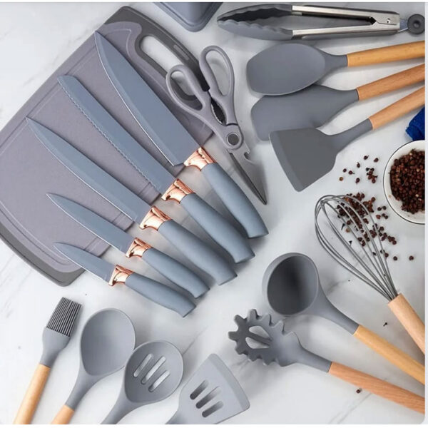 Set ustensile bucatarie 19 piese Lemn si Silicon alimentar, Cutite, Tocator, Termorezistente, Antiaderente, Suport Blat