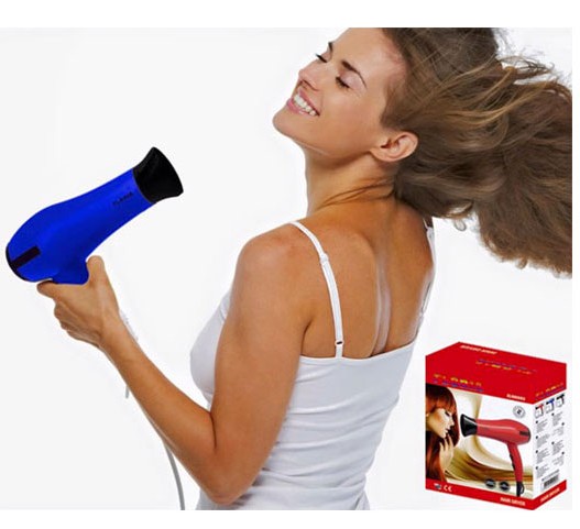 Uscator de par, ideal pentru voiaj.